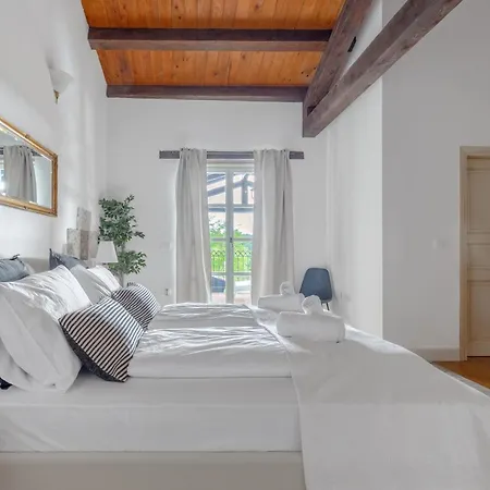 Villa Farfalla